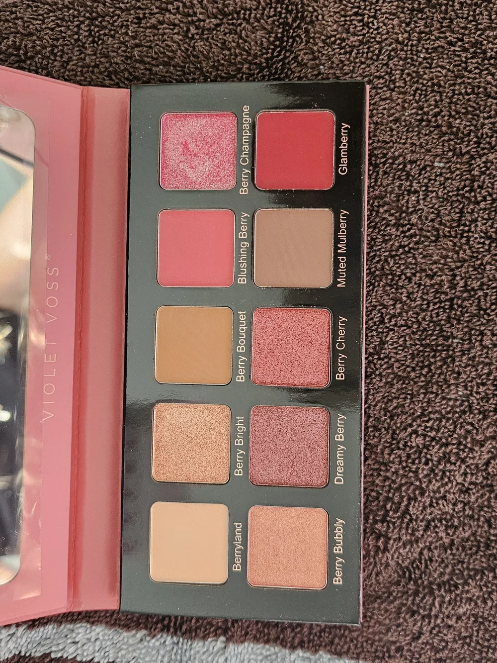 Berries N' Cream Dreams Velvet Eye Shadow Palette - Pink